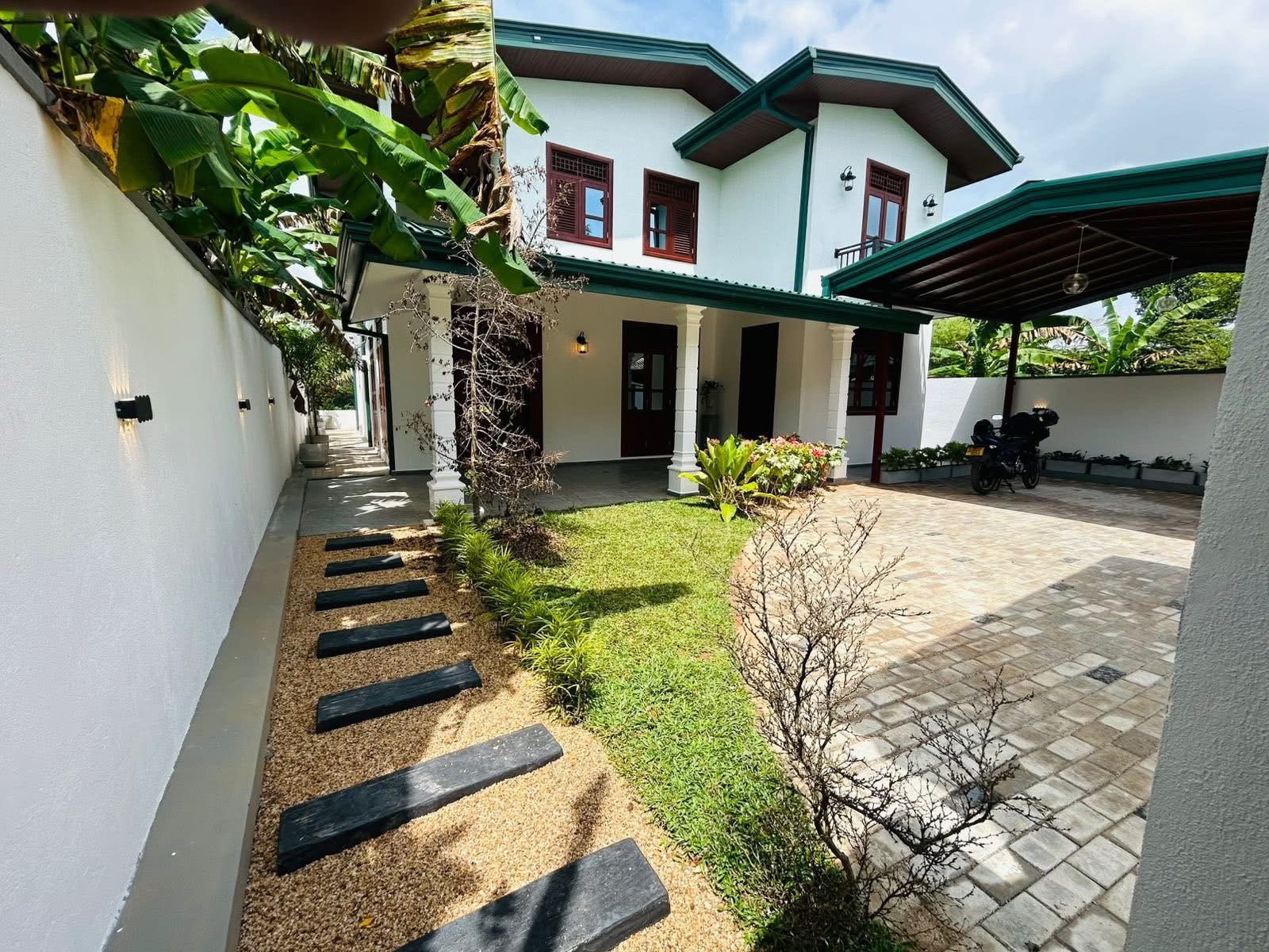 House for sale - Image 3