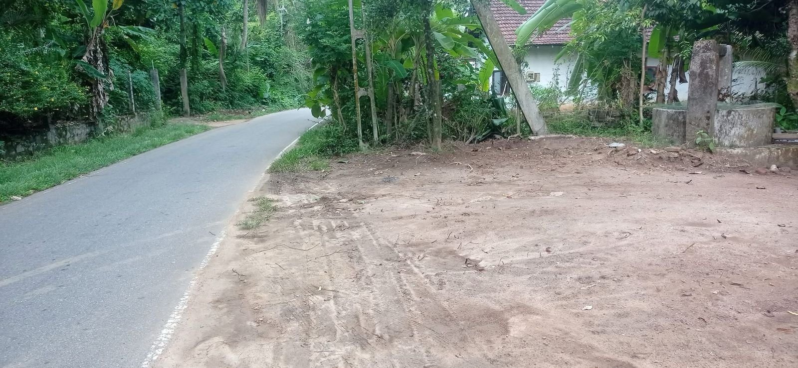 Land With House For Sale In Kalutara - Image 7