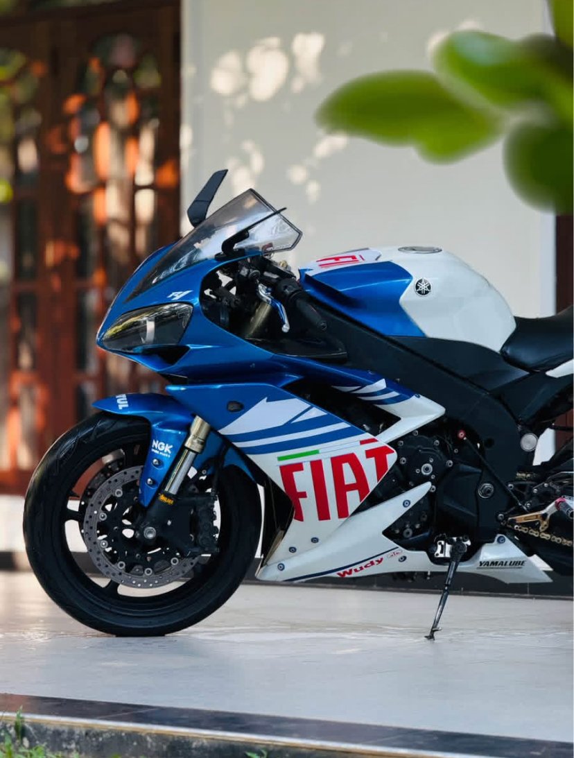 Yamaha YZF R1 2008 - Image 5