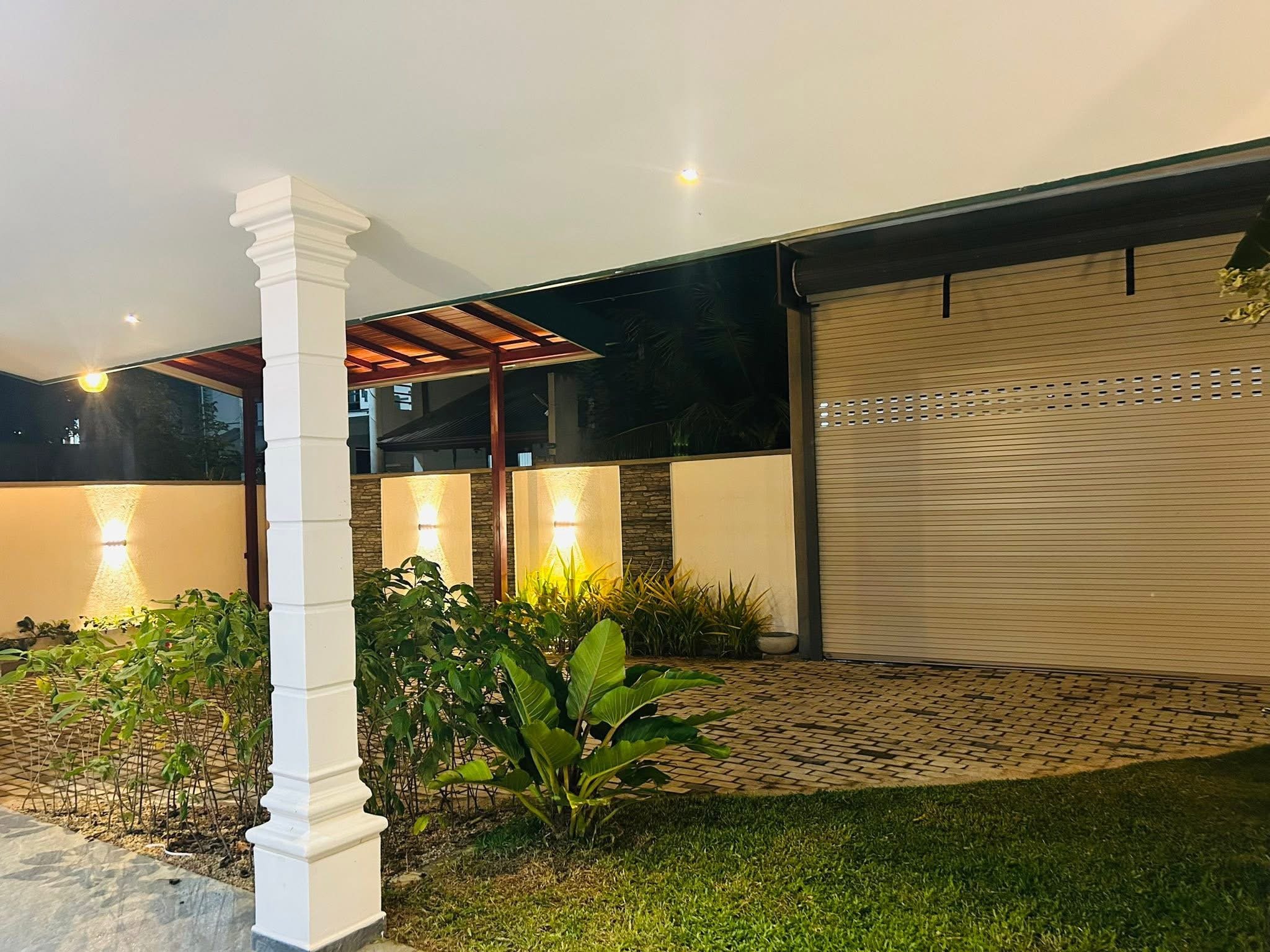 House for sale - Image 9