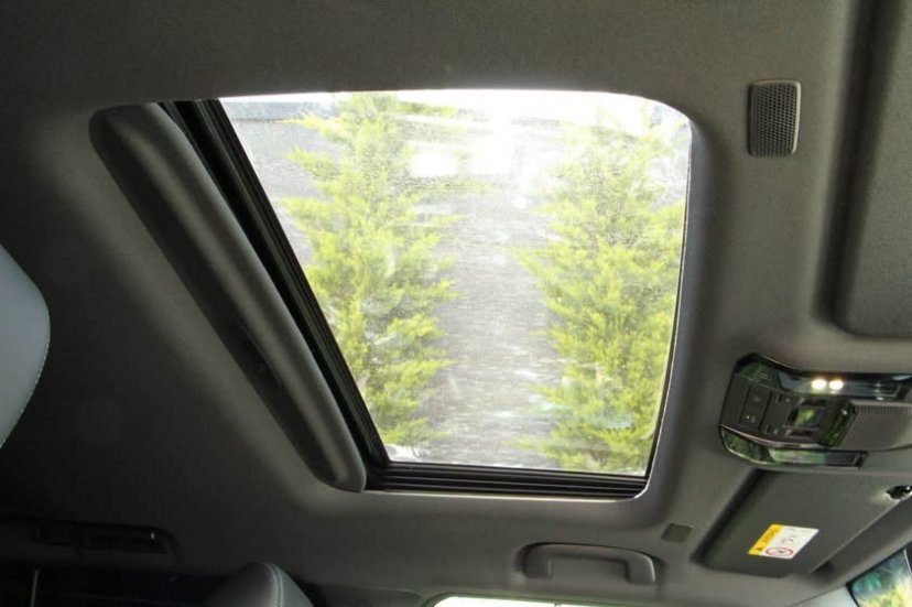 Toyota Land Cruiser Prado 250 VX - Image 7