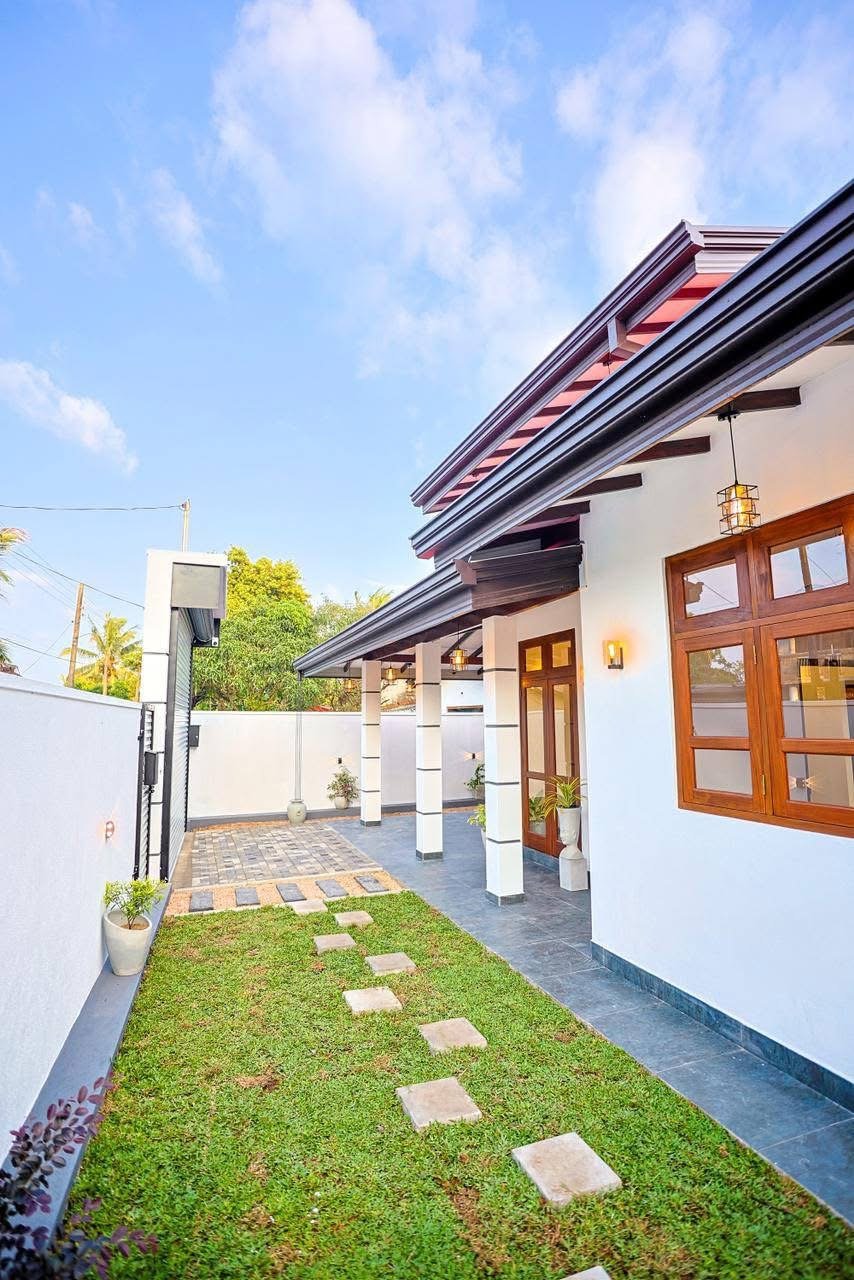 House For Sale - Image 4